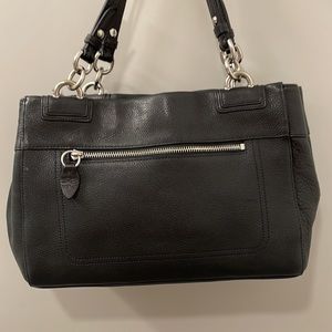 Coach bag  * no smoke or pet home*